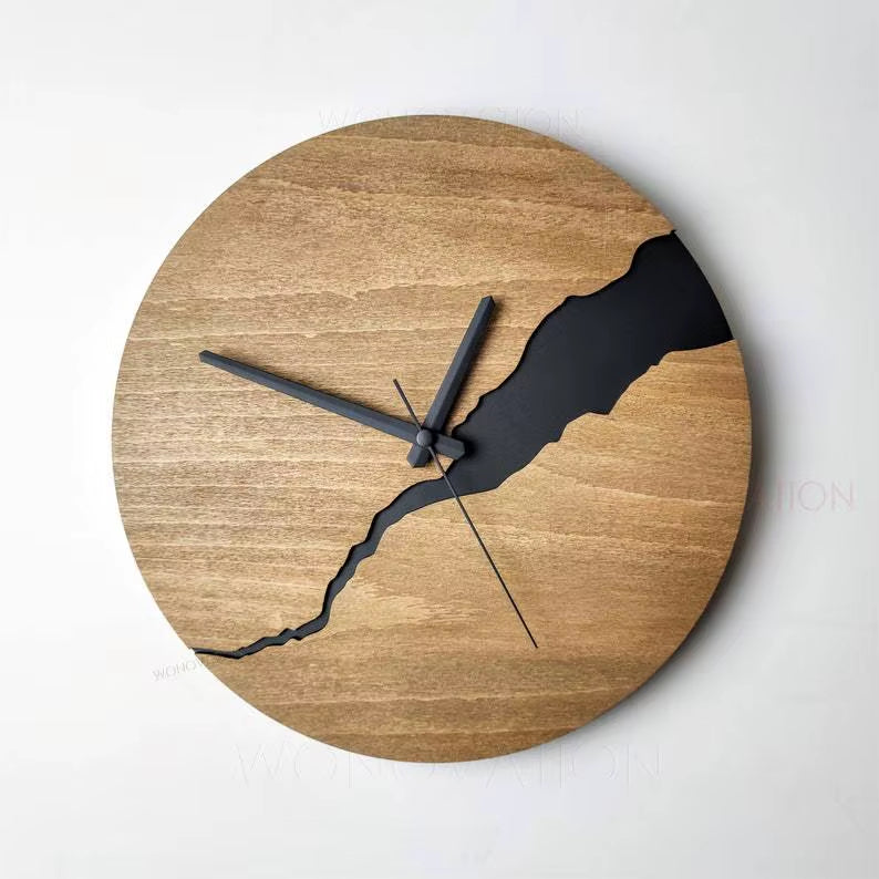 Creative Crack Minimalist Wooden Wall Clock, Modern Home Decoration