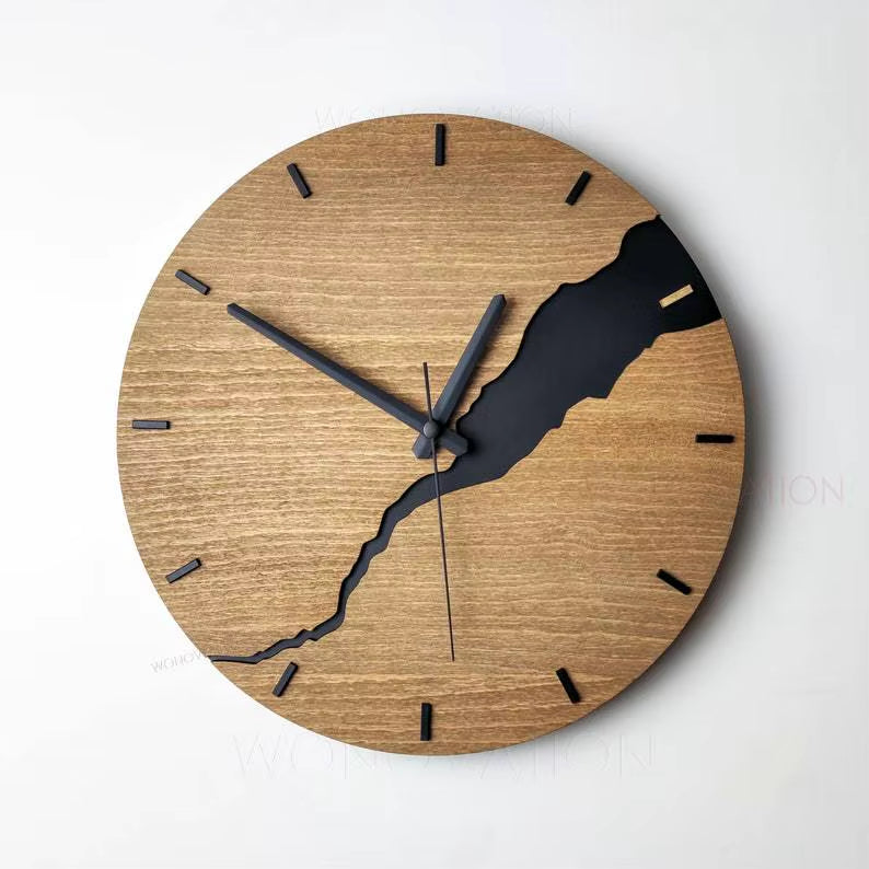 Creative Crack Minimalist Wooden Wall Clock, Modern Home Decoration